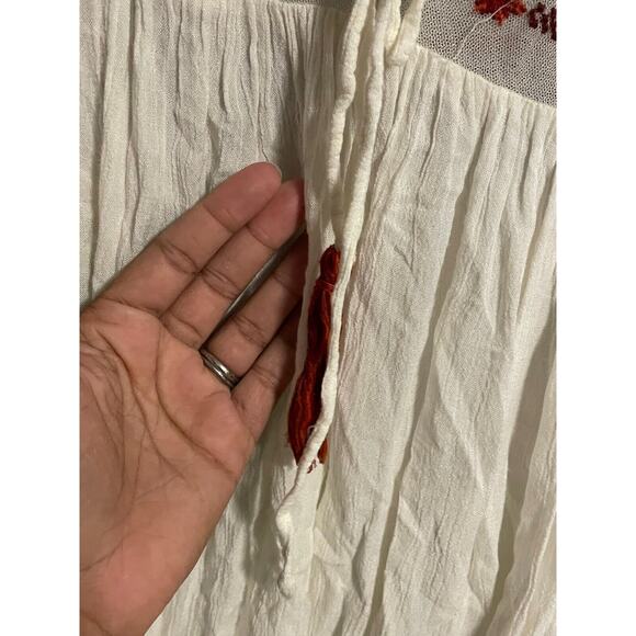 Fashion Fuse Womens Tunic 2X Cream Rayon Aztec Embroidered Relaxed Boho FLAW - Picture 3 of 8